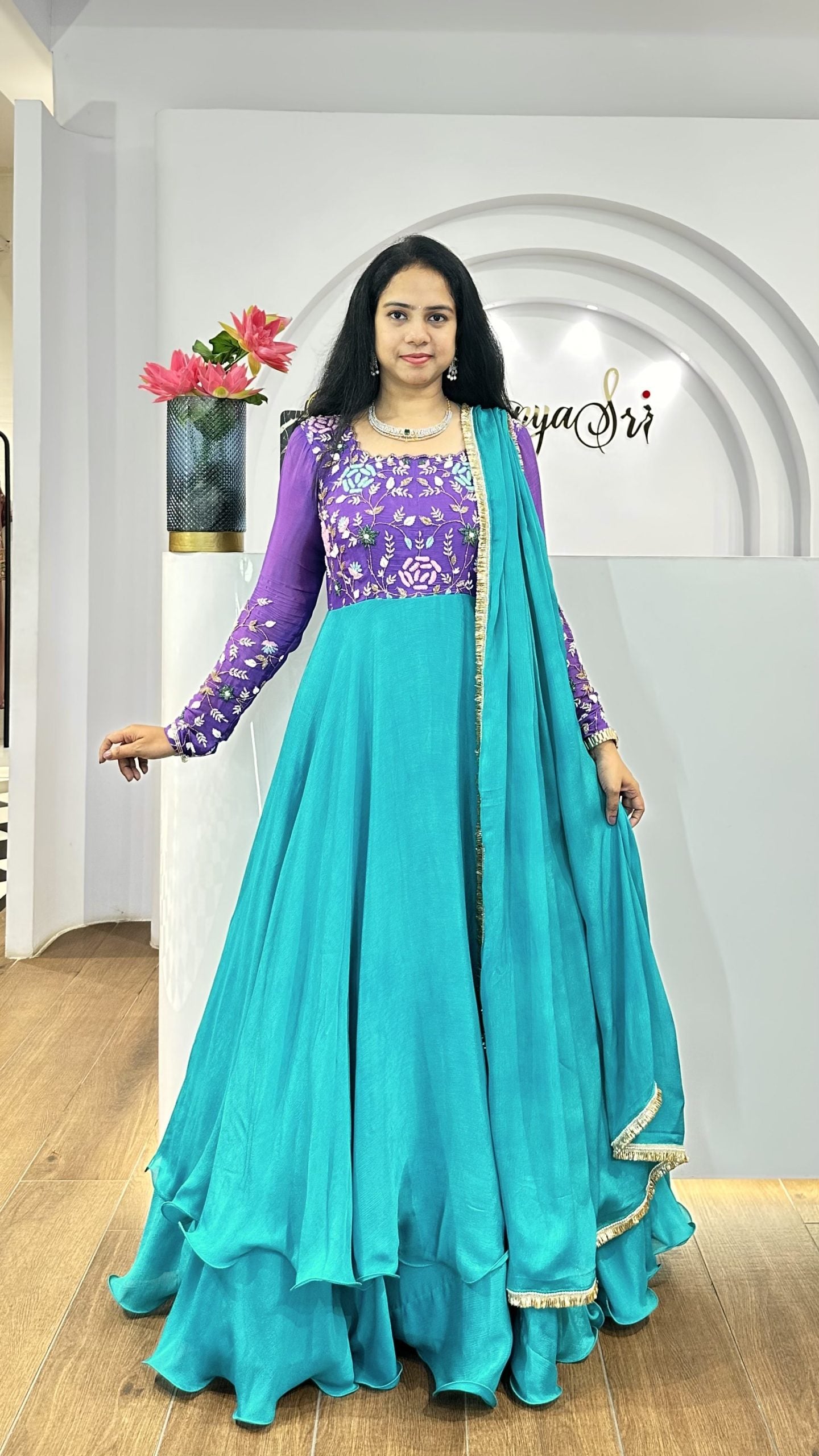 Shefali Suit