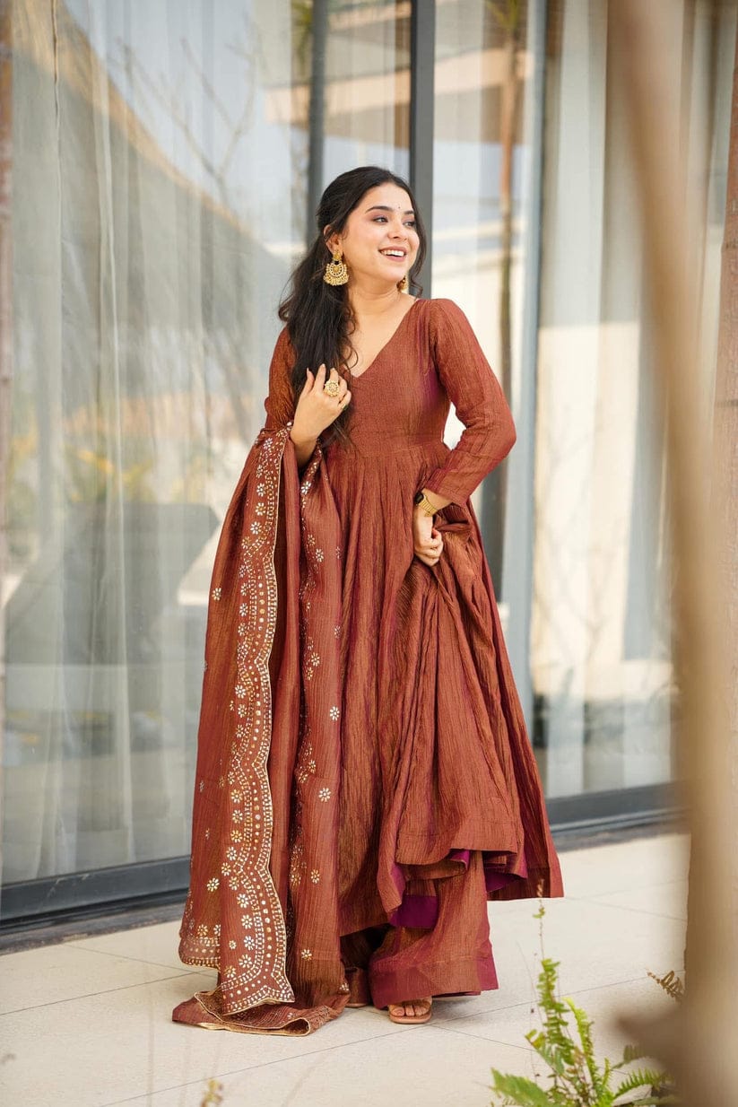 Naina Suit