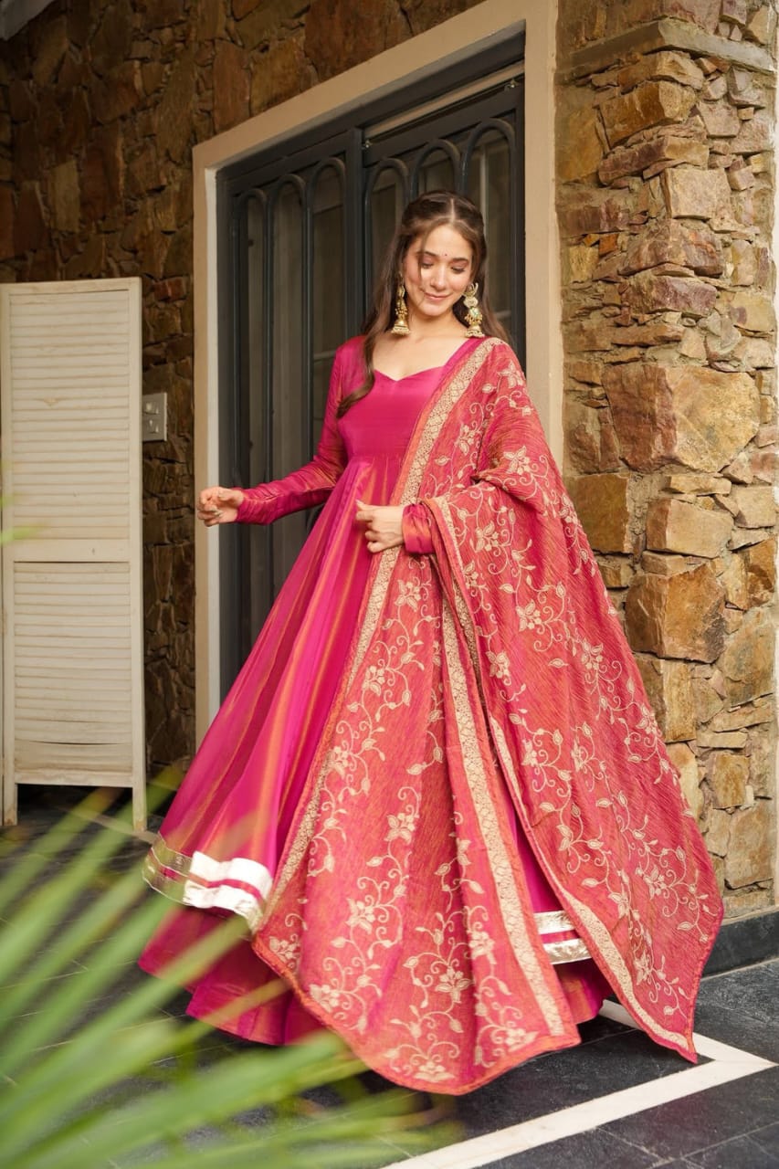 Gulrosh Anarkali