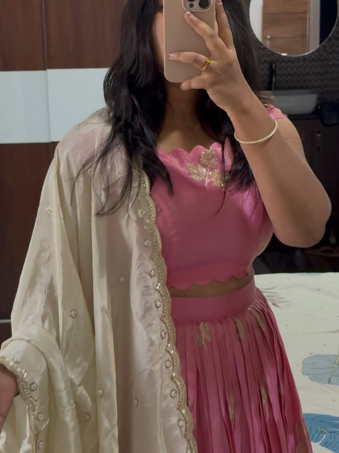 Aabha Pink