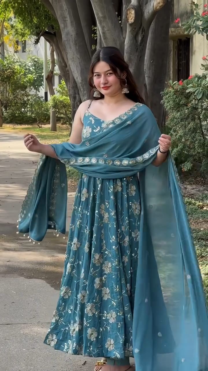 Roohani Suit