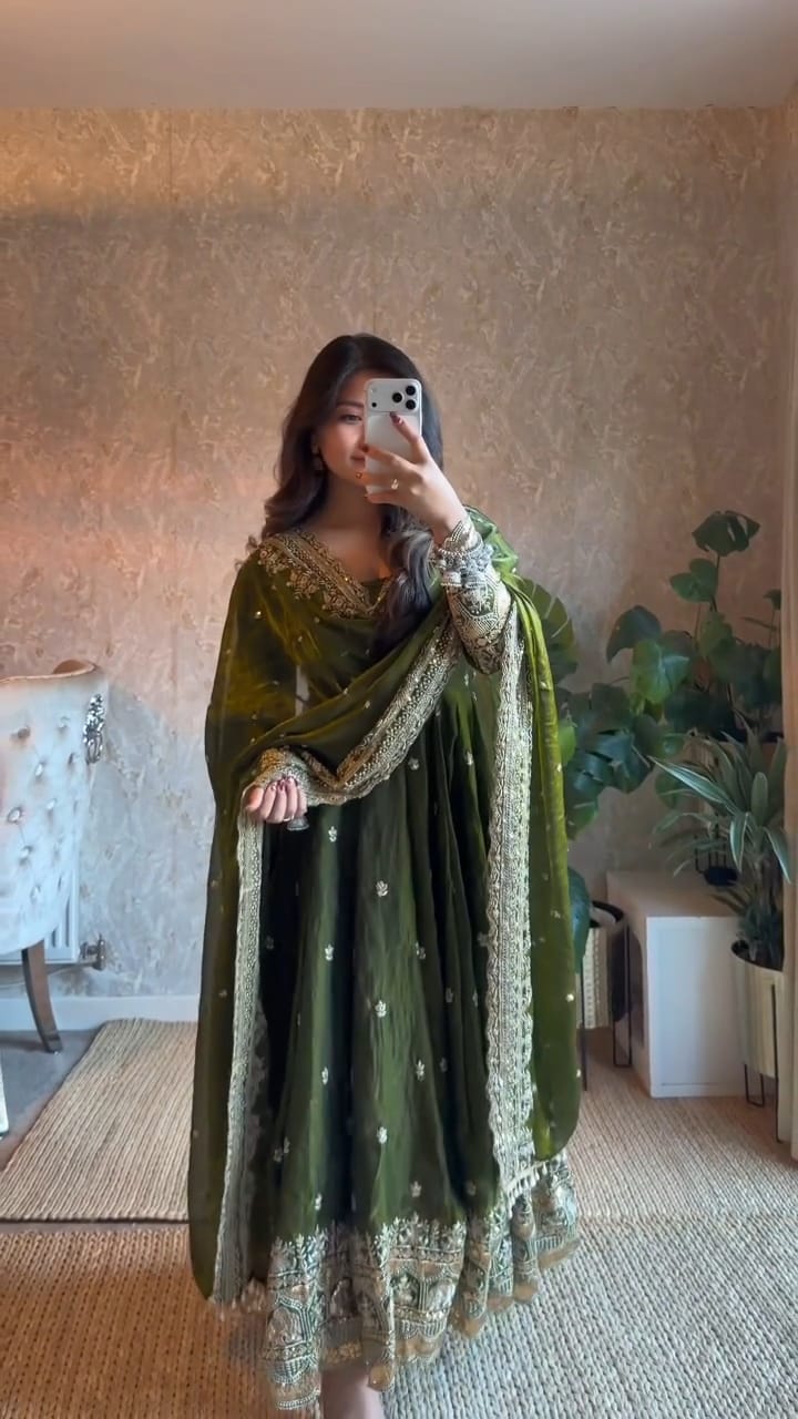 Dhriti Mehendi