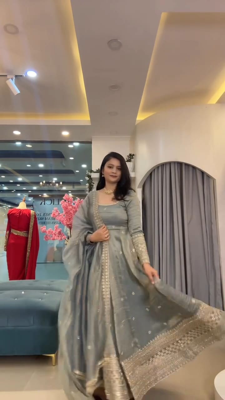 Aneri Grey
